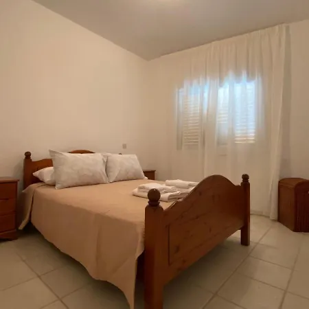 Corner Townhouse In Regina Gardens, *