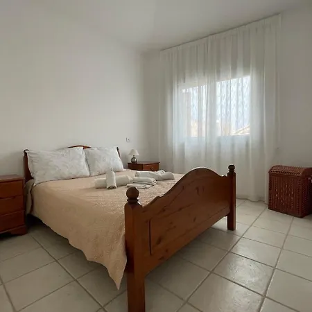 Corner Townhouse In Regina Gardens,